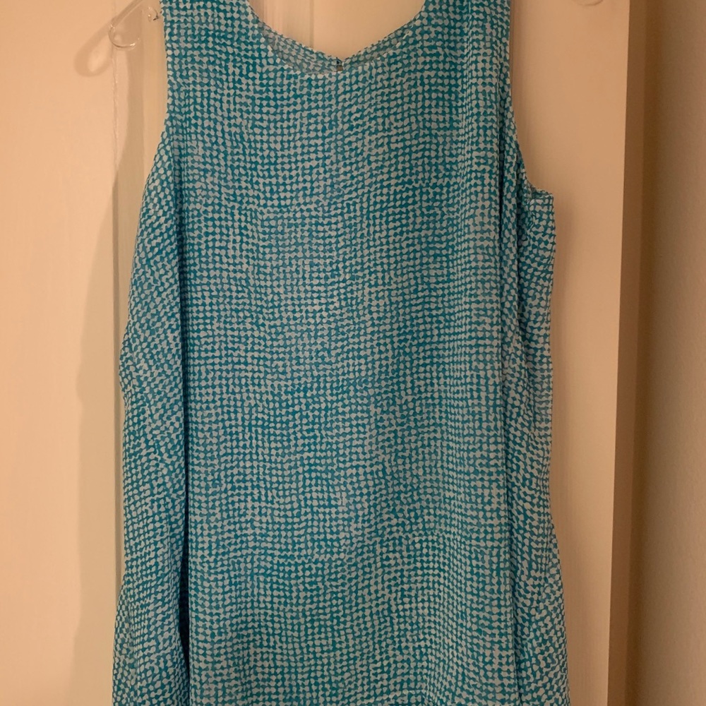 White/teal tunic top size M